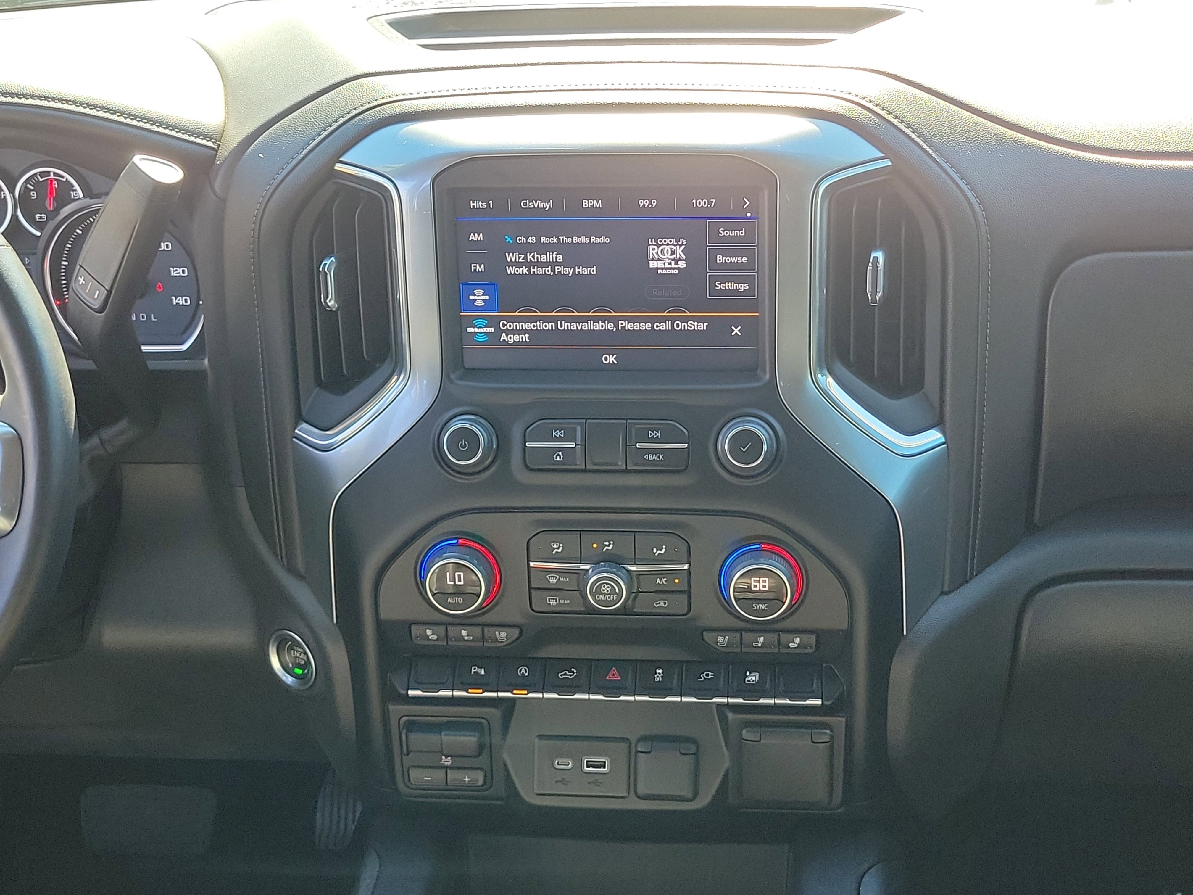 Used 2022 Chevrolet Silverado 1500 LTZ image 17