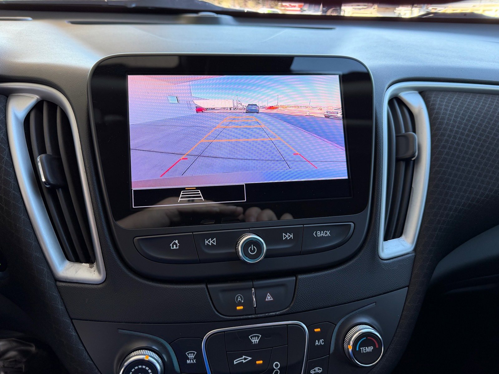 Used 2023 Chevrolet Malibu LS image 11