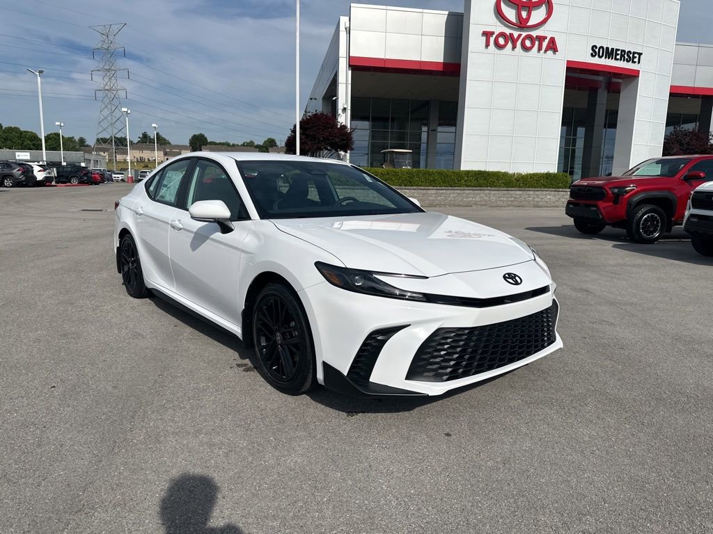 New 2026 Toyota Camry SE FWD image 1