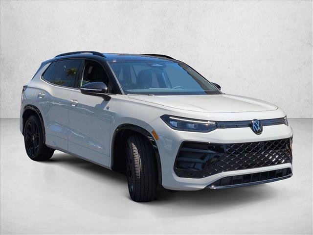 New 2026 Volkswagen Tiguan SE R-Line FWD image 7