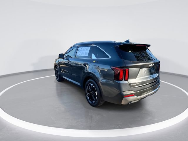 Used 2024 Kia Sorento S FWD image 6