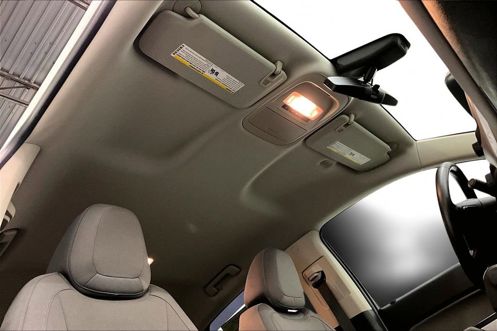 Used 2016 Chevrolet Colorado LT w/ LT Convenience Package image 27