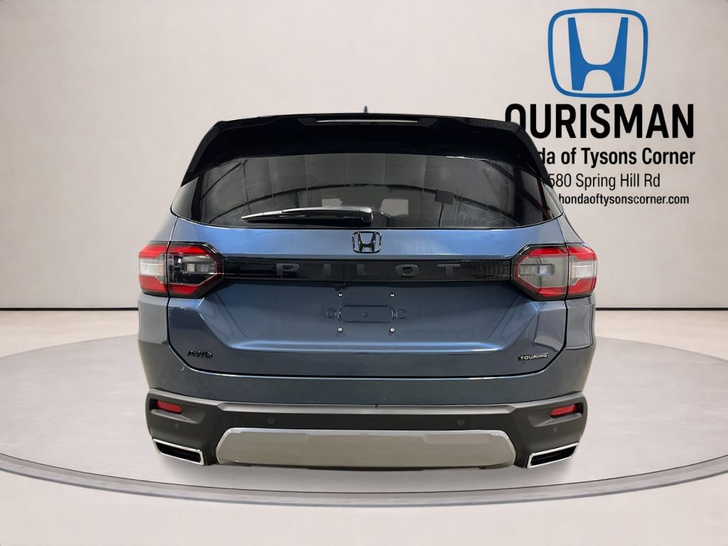 New 2026 Honda Pilot Touring image 4
