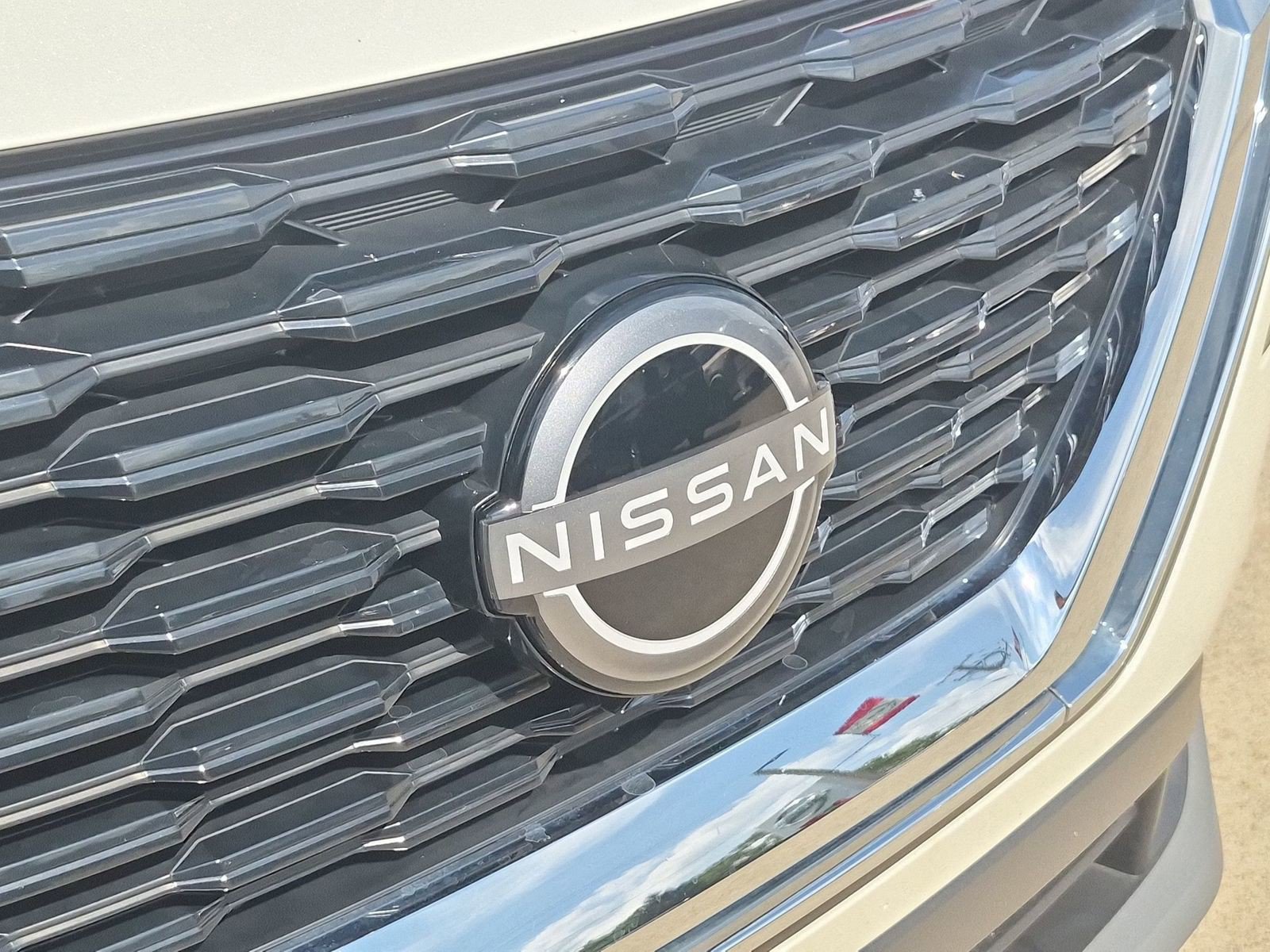 Certified 2023 Nissan Rogue SV w/ SV Premium B Package AWD/4WD image 41