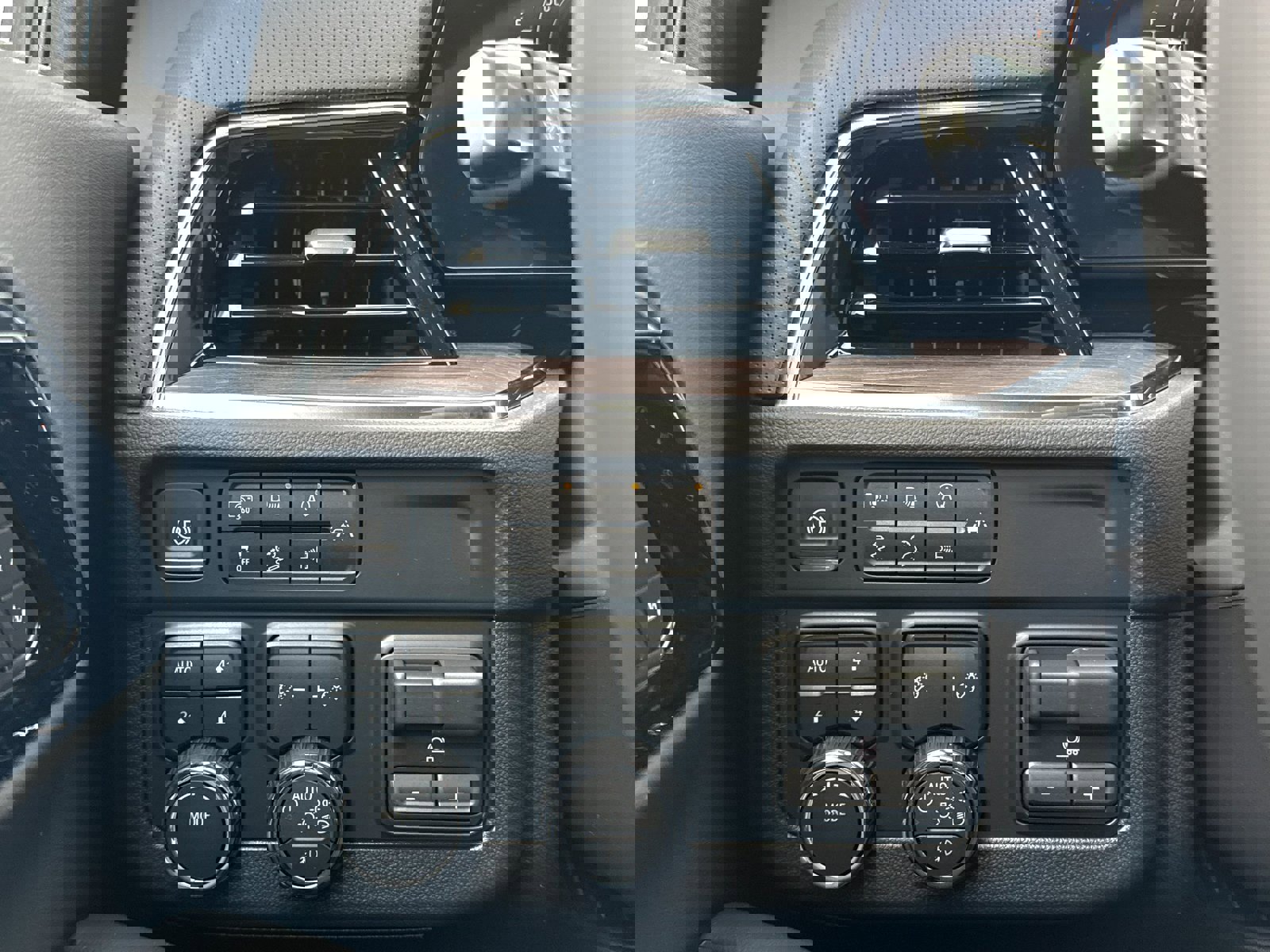 New 2026 Chevrolet Suburban Premier w/ Sun And Tow Package image 61