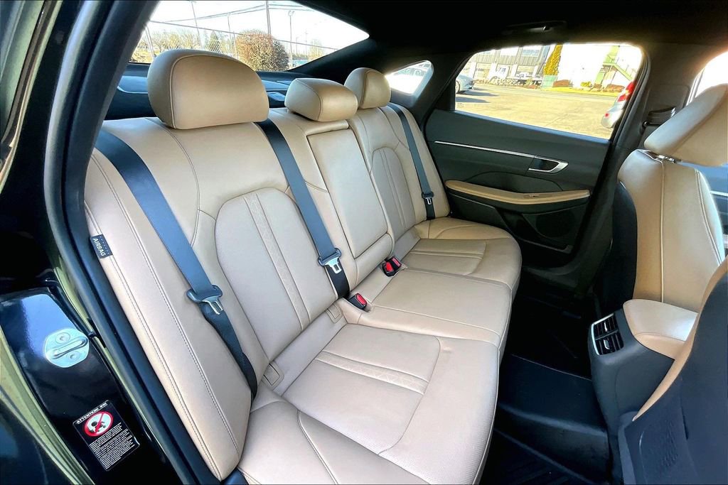 Used 2022 Hyundai Sonata Limited w/ Cargo Package image 21