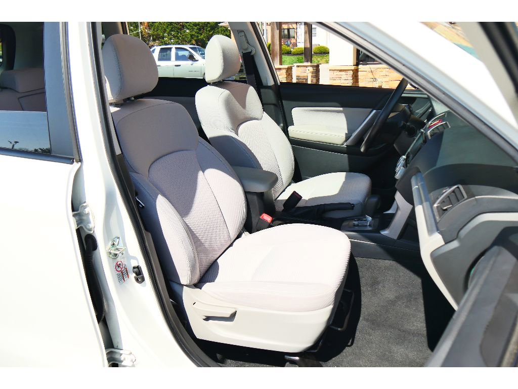 Used 2016 Subaru Forester 2.5i Premium w/ All-Weather Package image 15