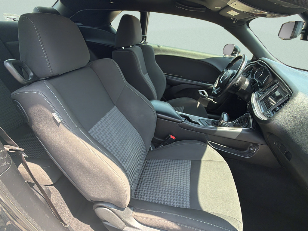 Used 2021 Dodge Challenger GT RWD image 10