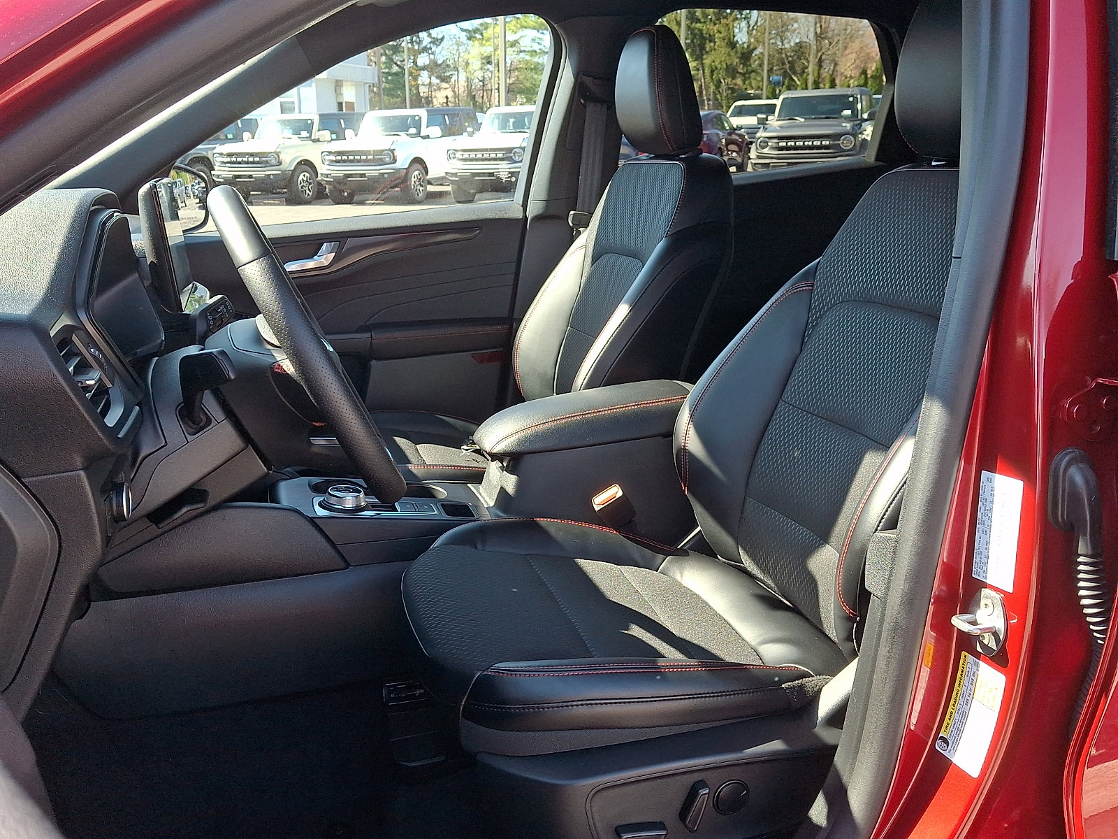 Used 2026 Ford Escape ST-Line w/ Tech Pack #1 image 14