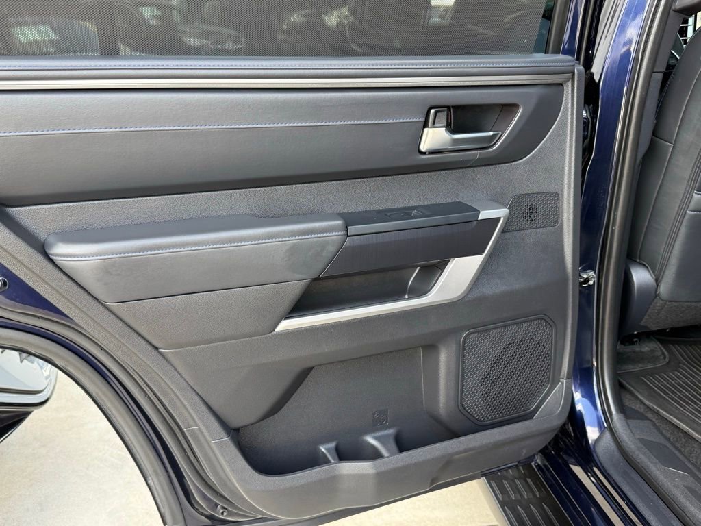 Used 2025 Toyota Sequoia Platinum AWD/4WD image 27