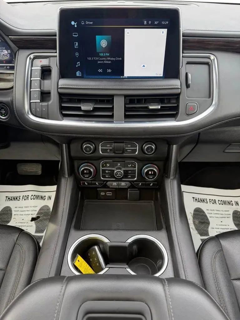 Used 2023 Chevrolet Tahoe Z71 w/ Luxury Package AWD/4WD image 21