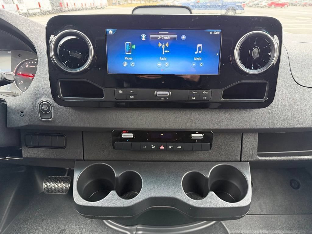 New 2026 Mercedes-Benz Sprinter 2500 image 15