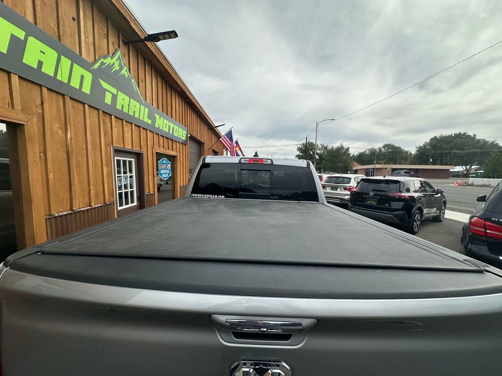 Used 2022 RAM 1500 Limited w/ Body Color Bumper Group image 10