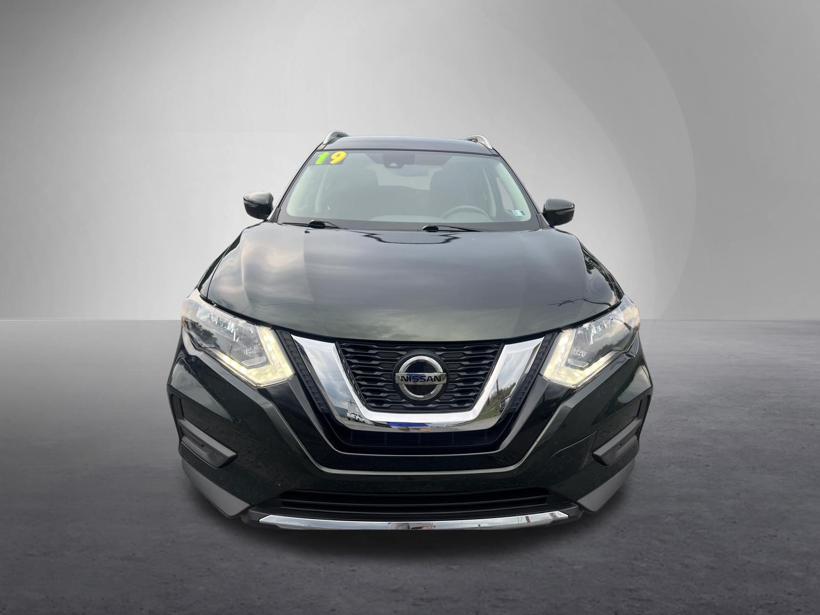 Used 2019 Nissan Rogue SV AWD/4WD image 9
