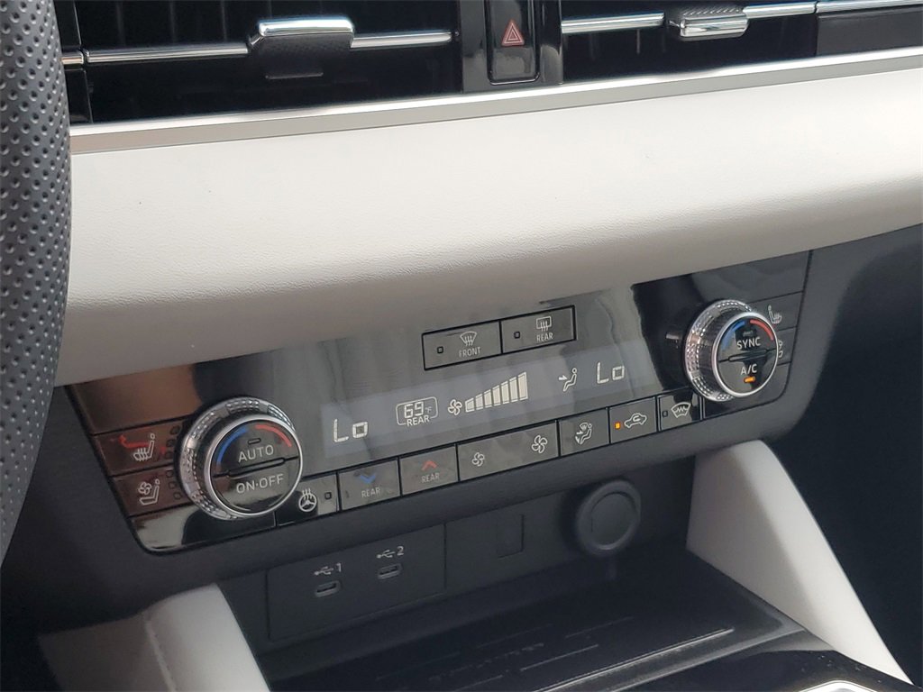 New 2026 Mitsubishi Outlander SEL image 31