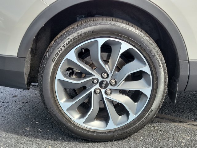 Certified 2023 Lincoln Nautilus Reserve AWD/4WD image 31
