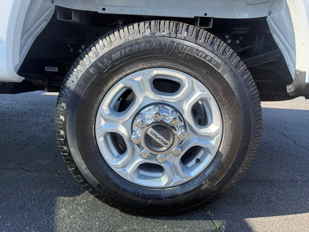 Certified 2025 Ford F350 XLT AWD/4WD image 38