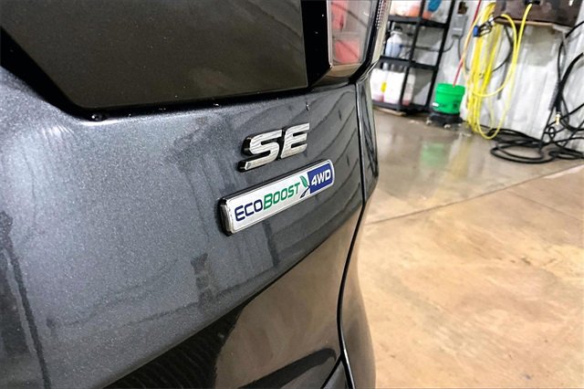 Used 2018 Ford Escape SE image 25
