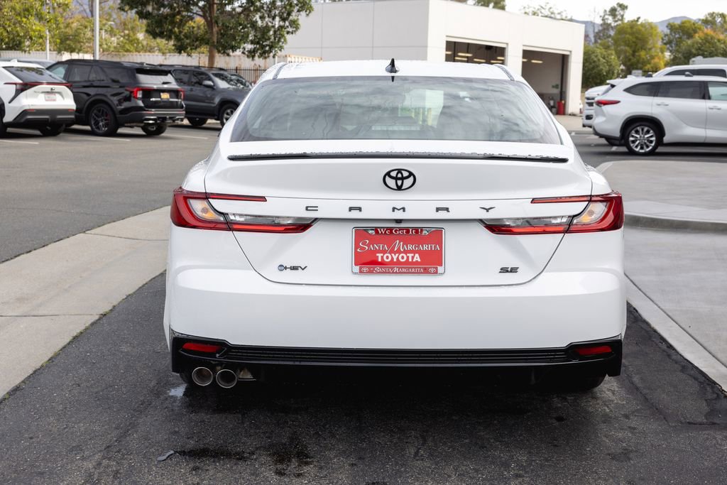 New 2026 Toyota Camry Hybrid FWD image 6