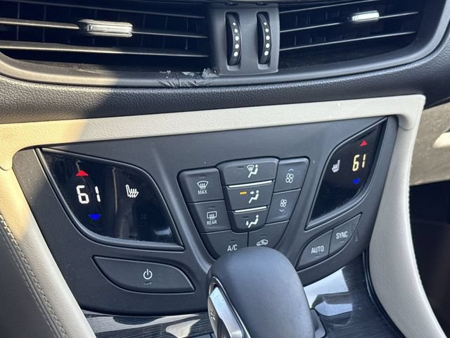 Used 2017 Buick Envision Essence FWD image 20