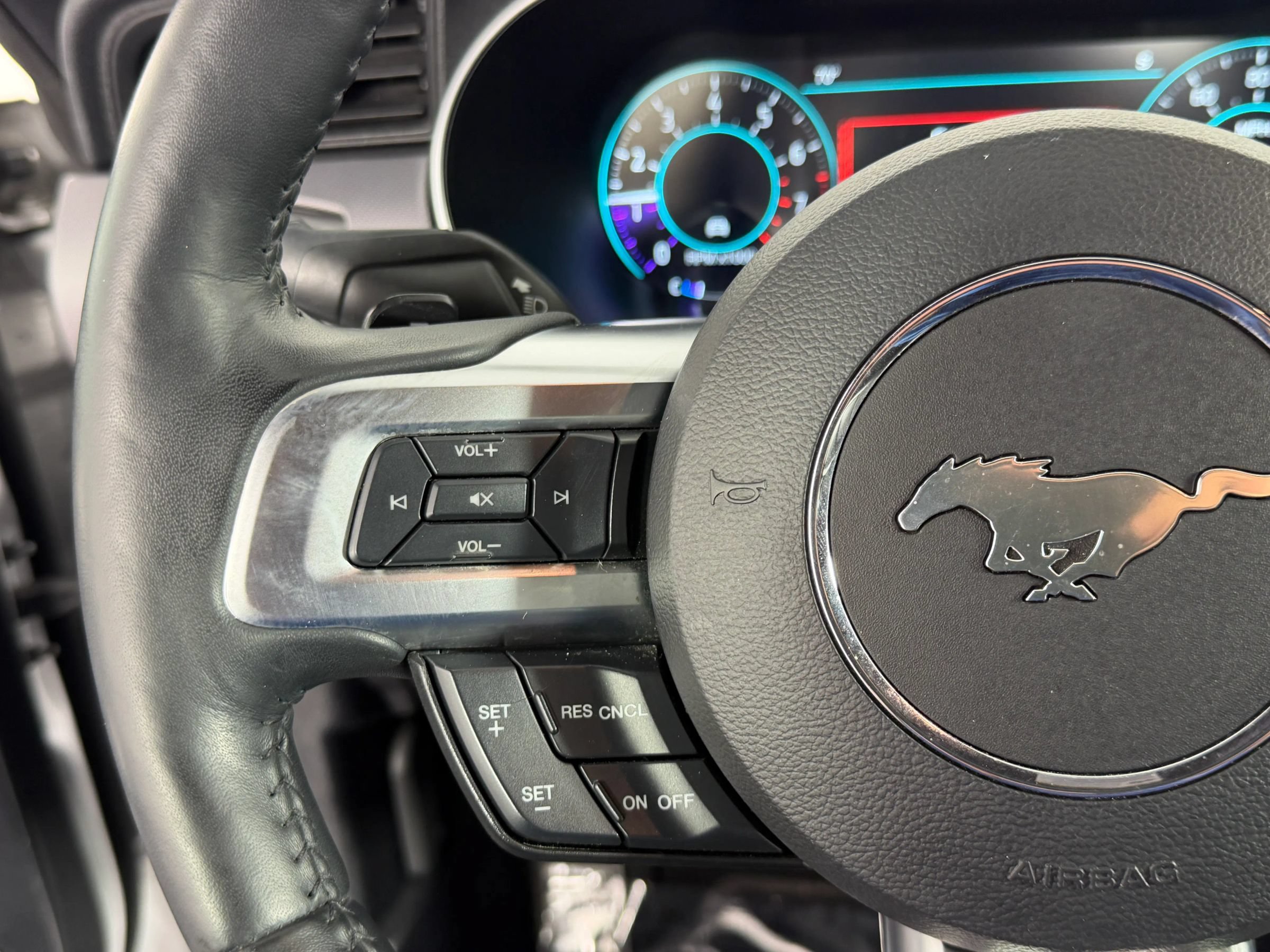 Used 2018 Ford Mustang Premium w/ Equipment Group 201A RWD image 23