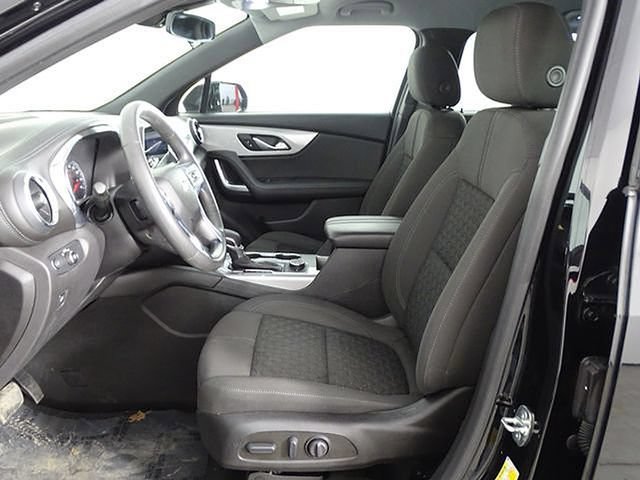 Used 2022 Chevrolet Blazer LT FWD image 9