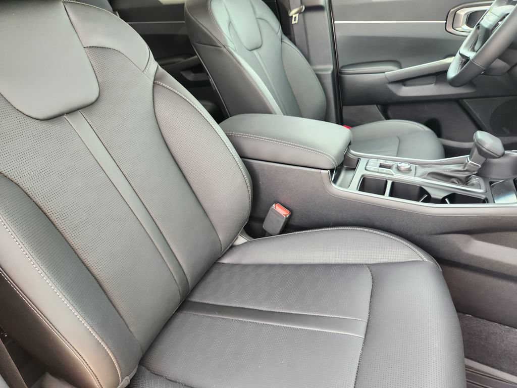 New 2026 Kia Sorento S w/ S Panoramic Sunroof Package FWD image 11