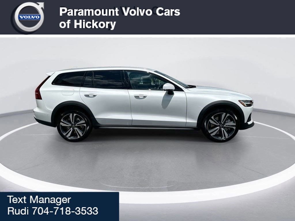 New 2026 Volvo V60 B5 Cross Country Plus w/ Protection Package Premier image 9