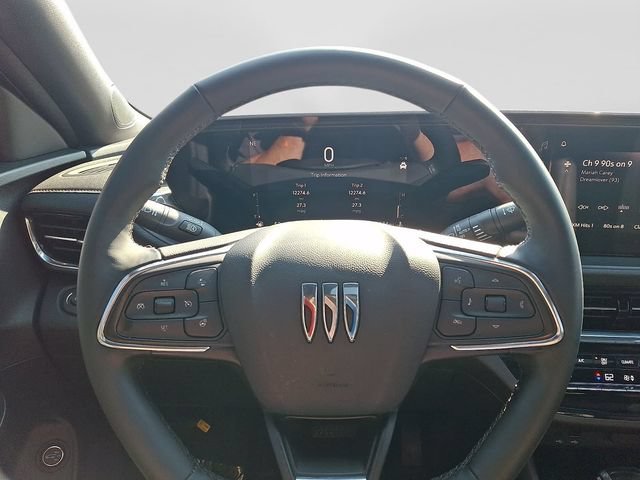 Used 2025 Buick Envista Avenir FWD image 24