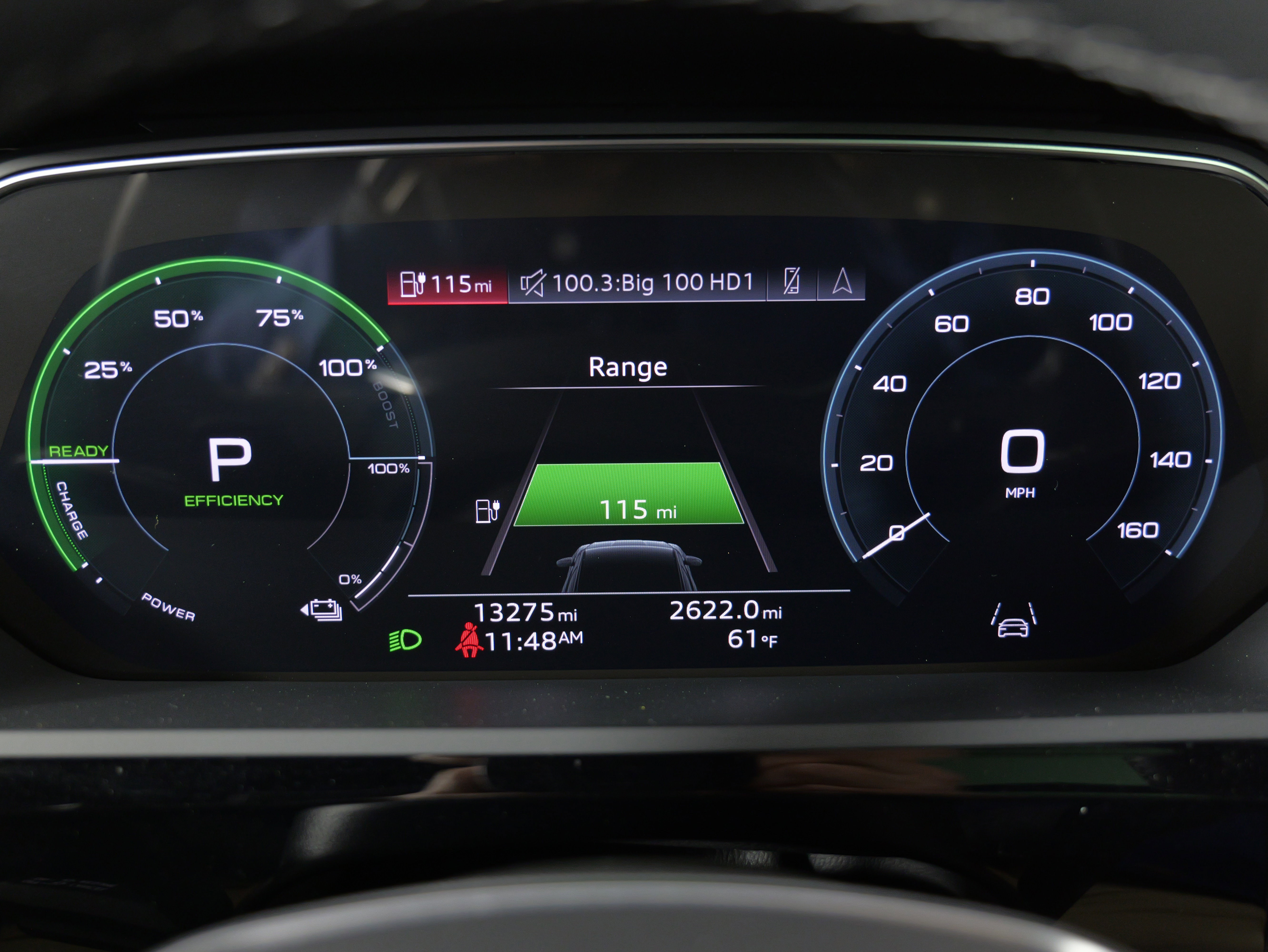 Used 2024 Audi Q8 e-tron Premium Plus w/ Premium Plus Package image 40