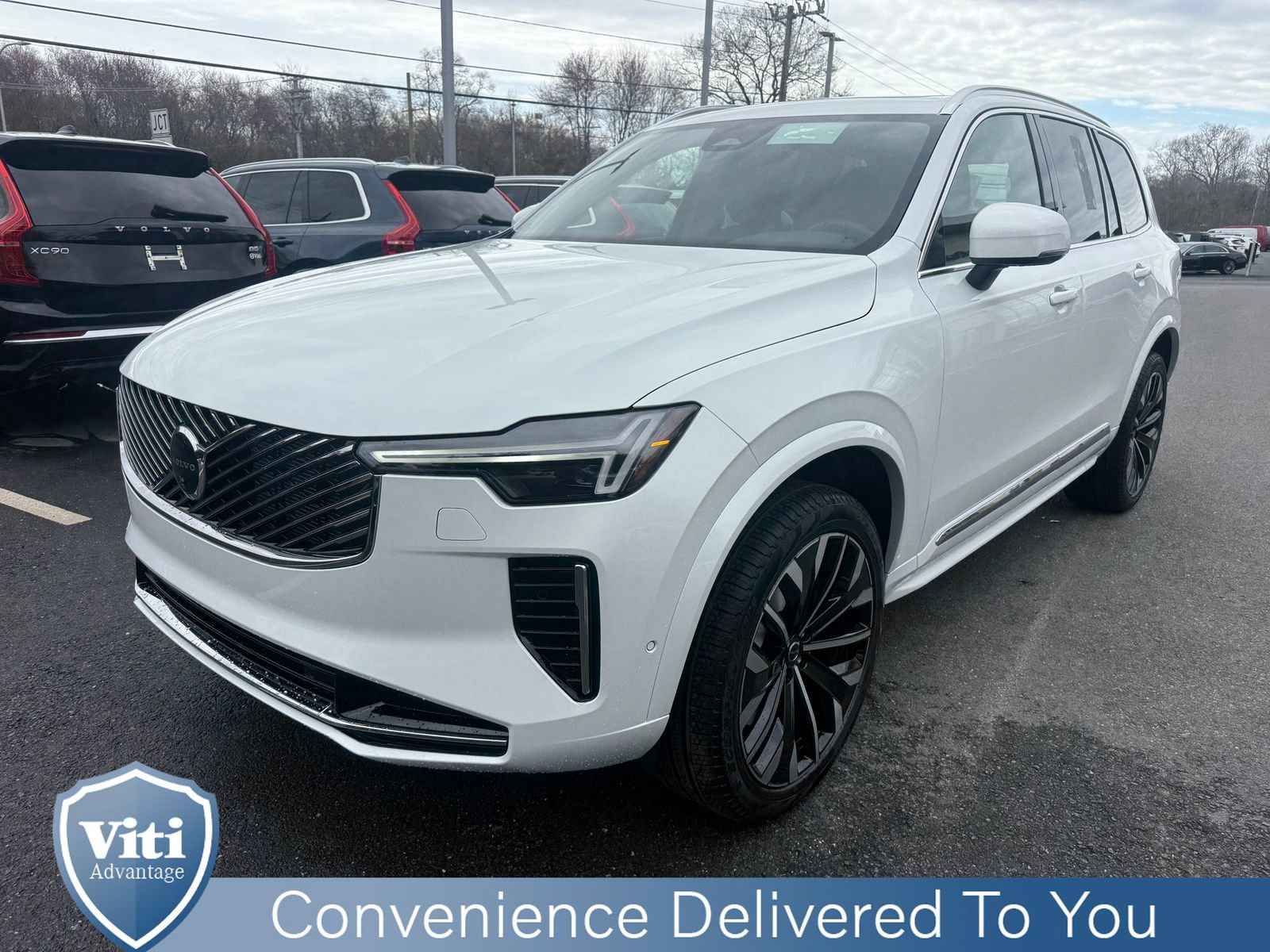 New 2026 Volvo XC90 B6 Plus w/ Protection Package image 4