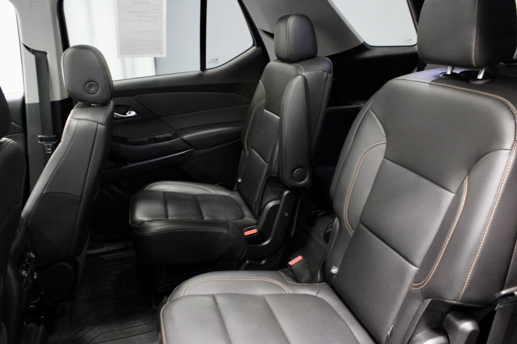 Used 2021 Chevrolet Traverse Premier w/ Redline Edition AWD/4WD image 22
