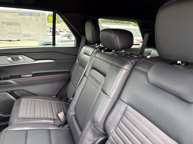 New 2027 Ford Explorer ST-Line RWD image 19