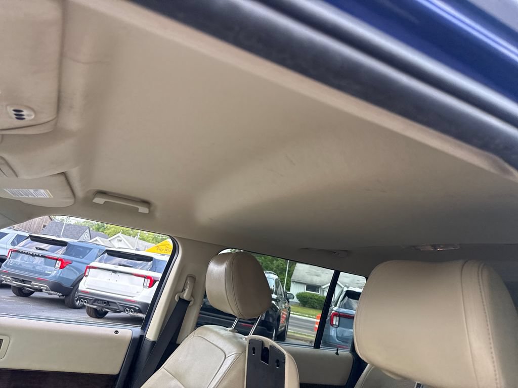 Used 2014 Ford Flex Limited w/ Equipment Group 301A AWD/4WD image 17