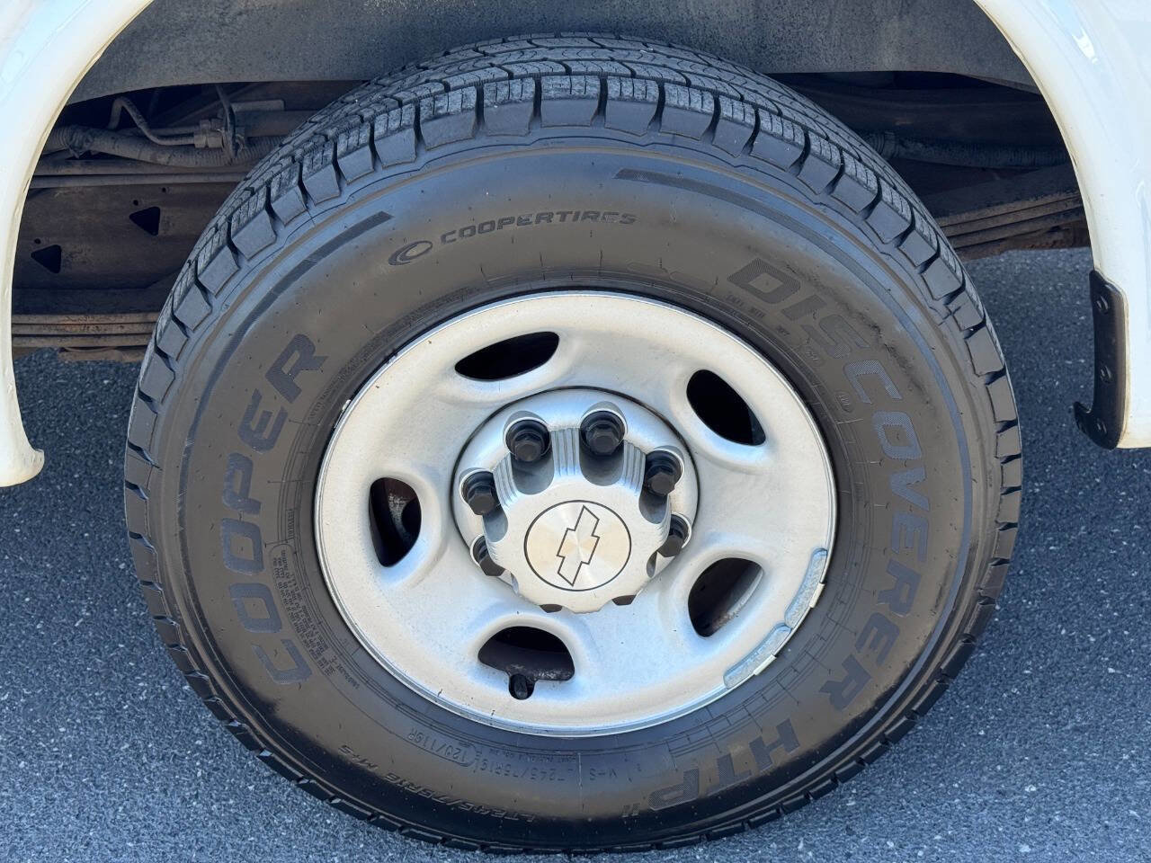 Used 2019 Chevrolet Express 2500 2500 3dr Cargo Van w/ Driver Convenience Package image 50