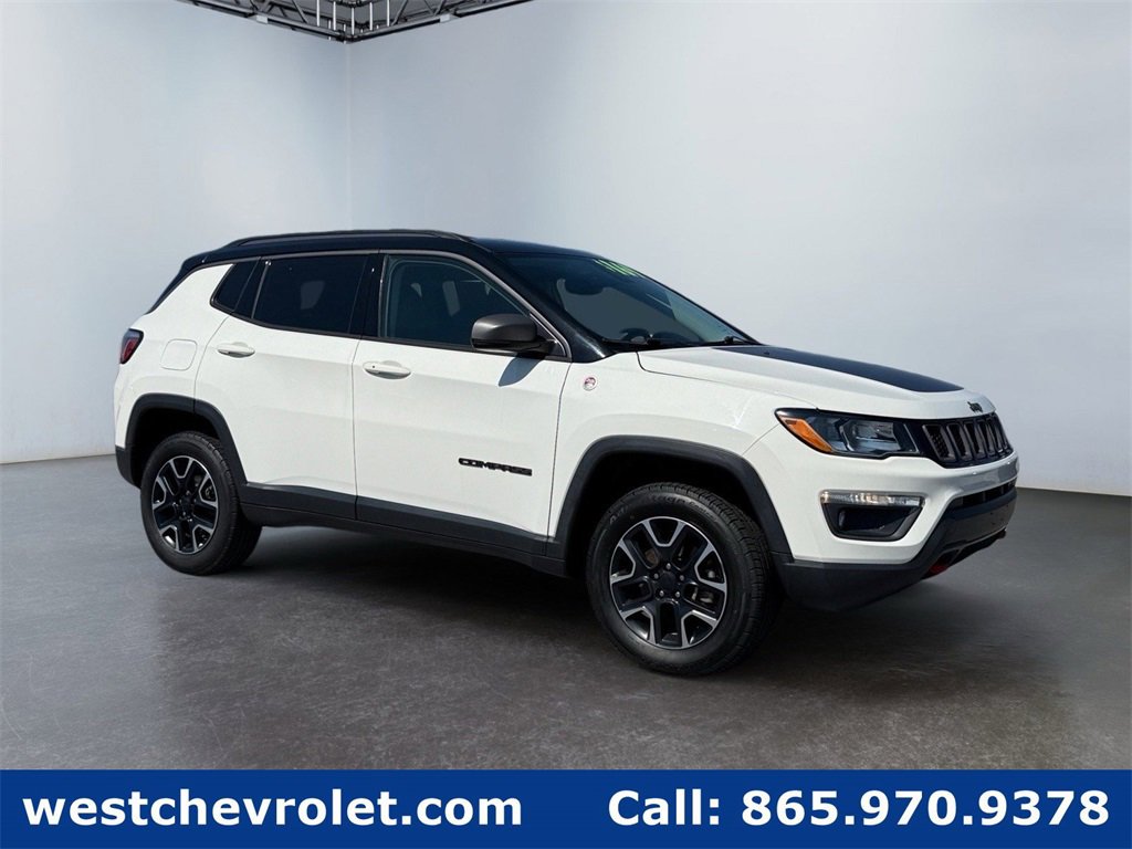 Used 2019 Jeep Compass Trailhawk image 1