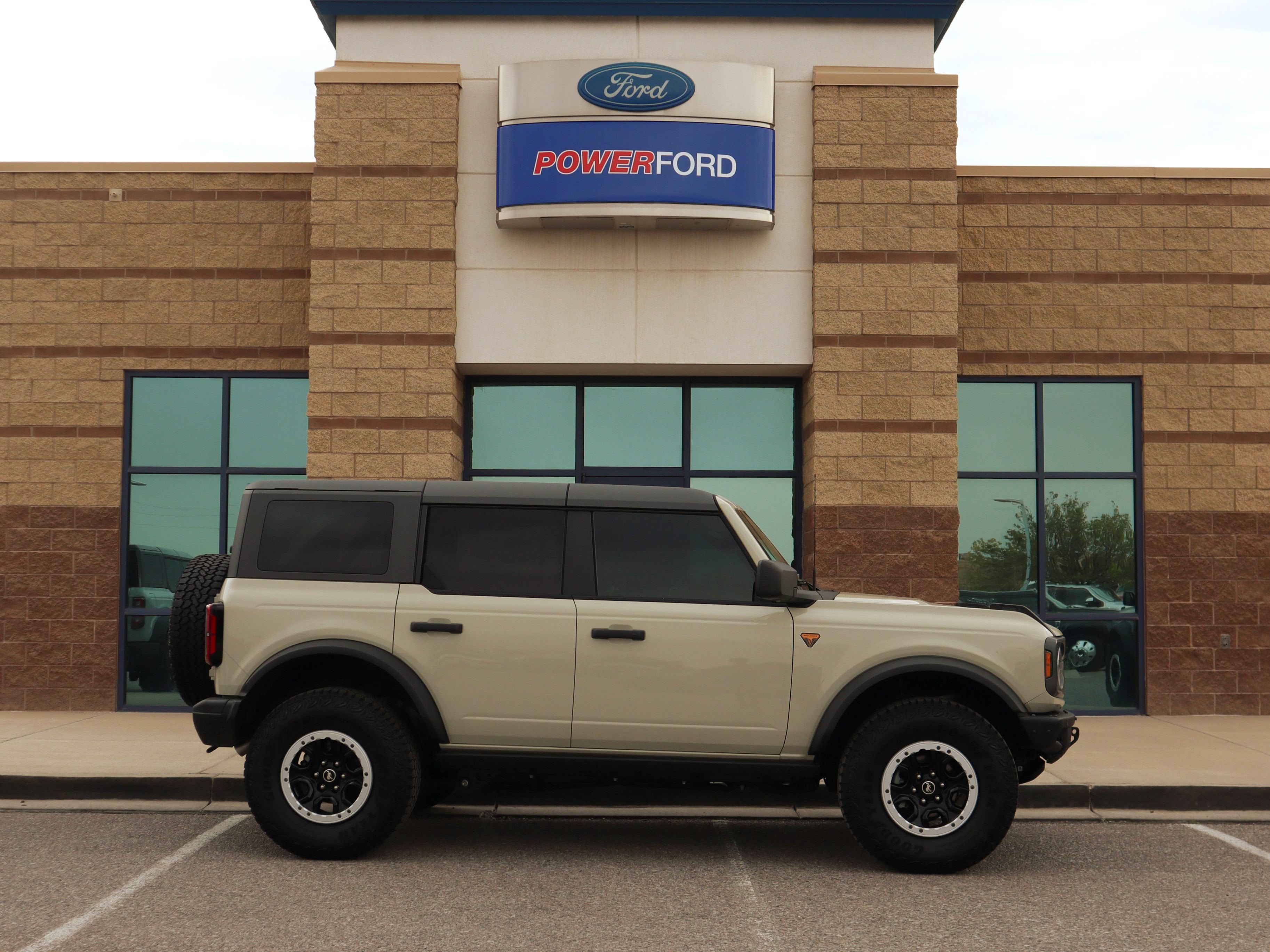 New 2026 Ford Bronco Badlands AWD/4WD image 5