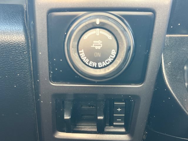 Used 2016 Ford F150 XLT w/ Equipment Group 302A Luxury AWD/4WD image 26