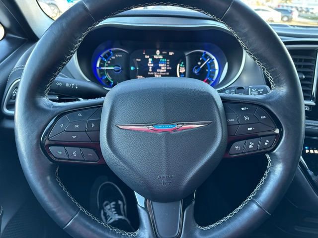 Used 2021 Chrysler Pacifica Touring-L w/ S Appearance Package image 12