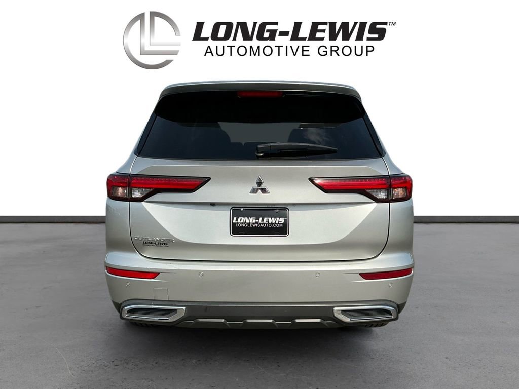Used 2022 Mitsubishi Outlander ES image 5