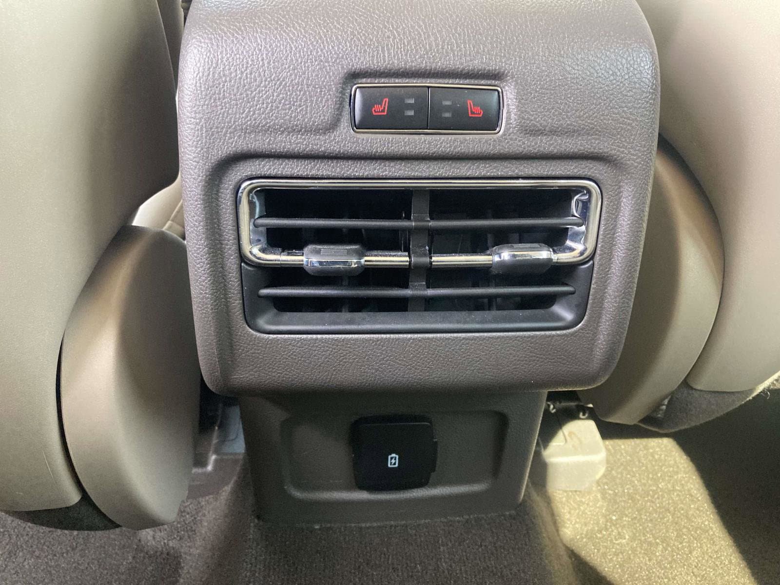 Certified 2022 Lincoln Corsair FWD w/ Premium Package image 19
