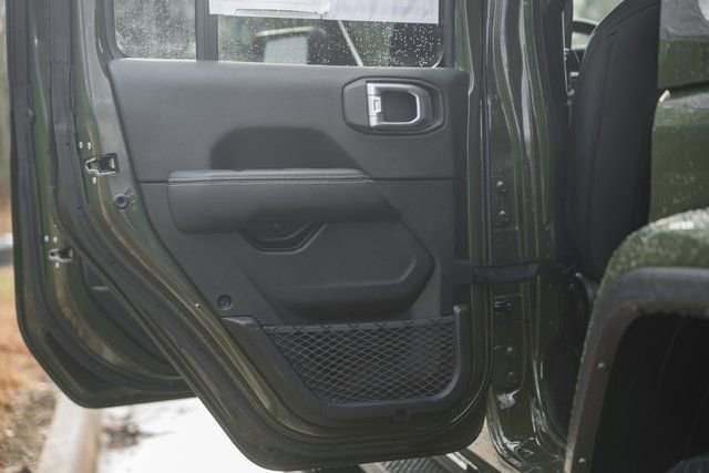 Used 2021 Jeep Wrangler Unlimited Sahara w/ LED Lighting Group image 44