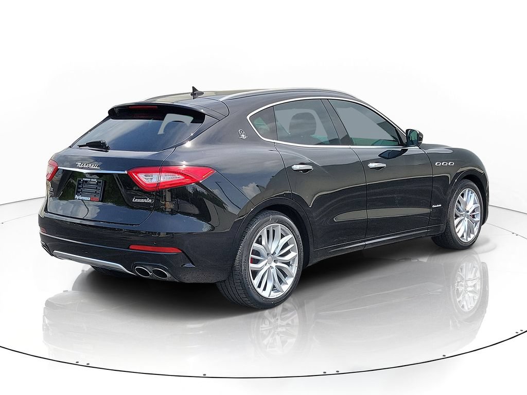 Used 2019 Maserati Levante S GranLusso AWD/4WD image 3