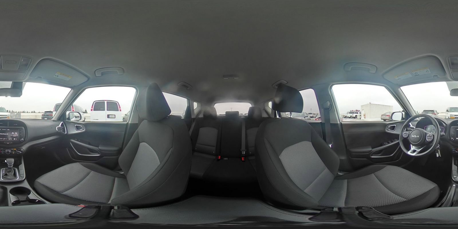 Used 2025 Kia Soul LX w/ LX Technology Package image 40