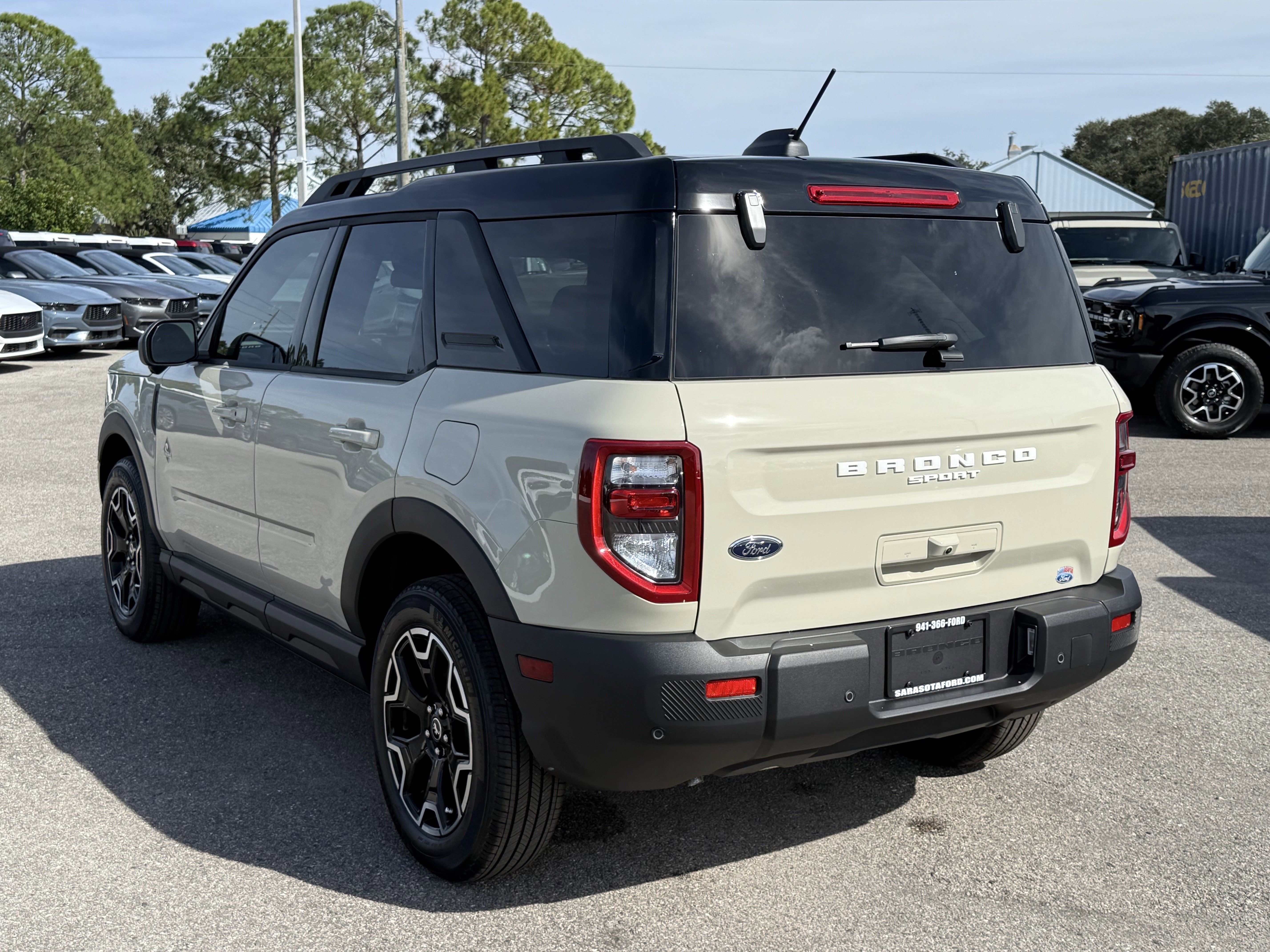New 2025 Ford Bronco Sport Outer Banks w/ Outer Banks Tech Package+ image 7