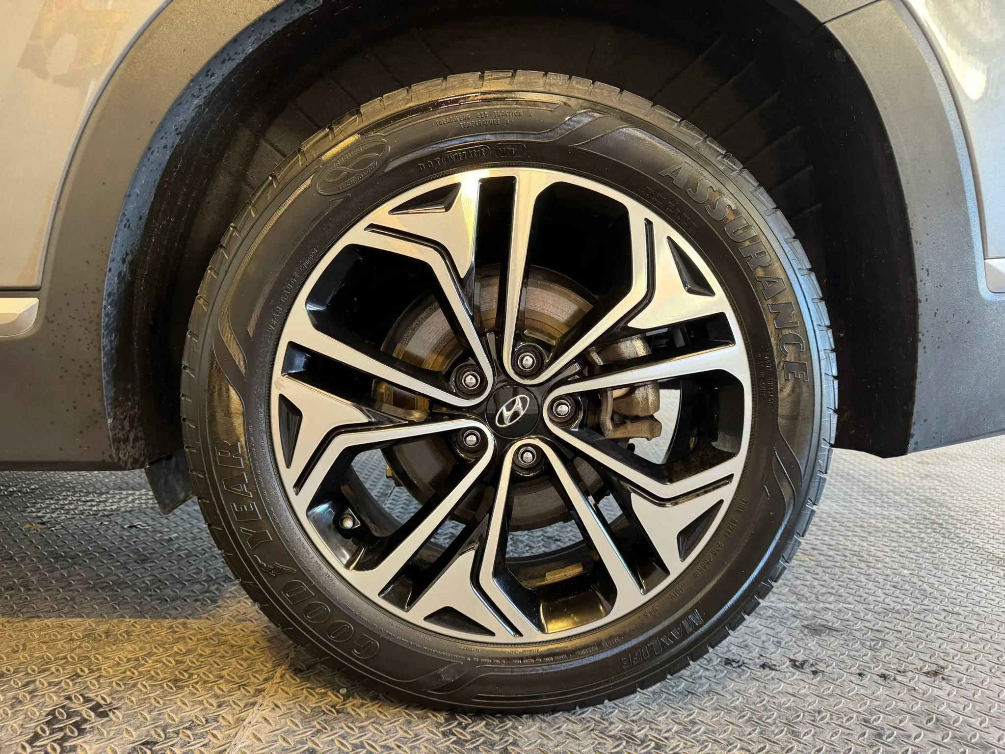 Used 2019 Hyundai Santa Fe Limited AWD/4WD image 35