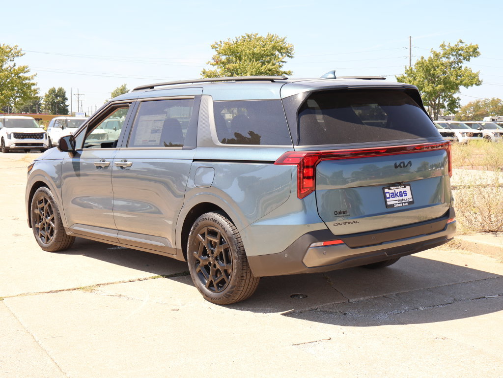 New 2027 Kia Carnival SX w/ Dark Edition Package FWD image 5