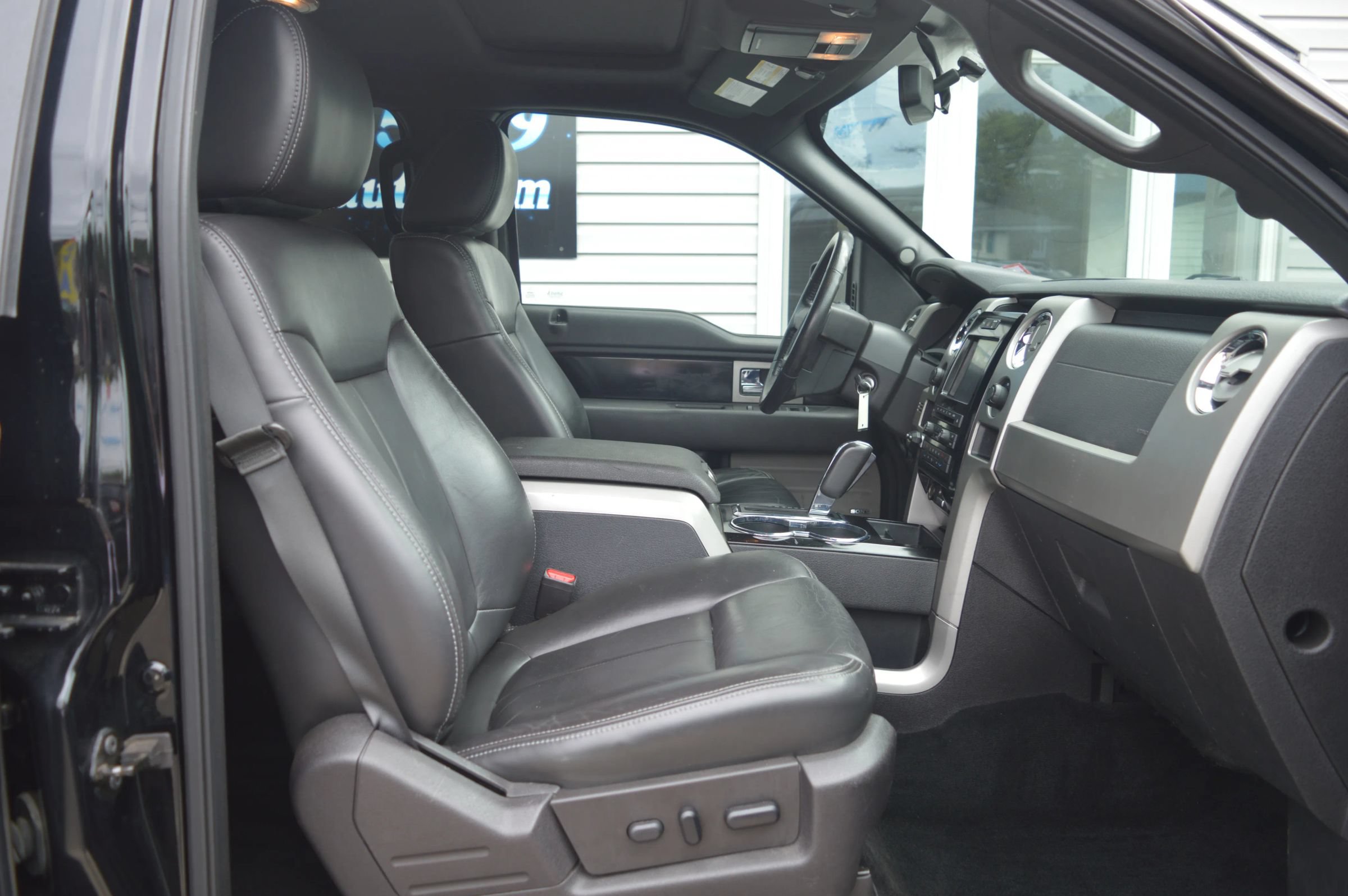 Used 2011 Ford F150 FX4 w/ FX Luxury Pkg AWD/4WD image 17
