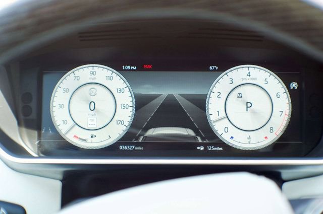 Used 2020 Land Rover Range Rover SV Autobiography Dynamic image 25