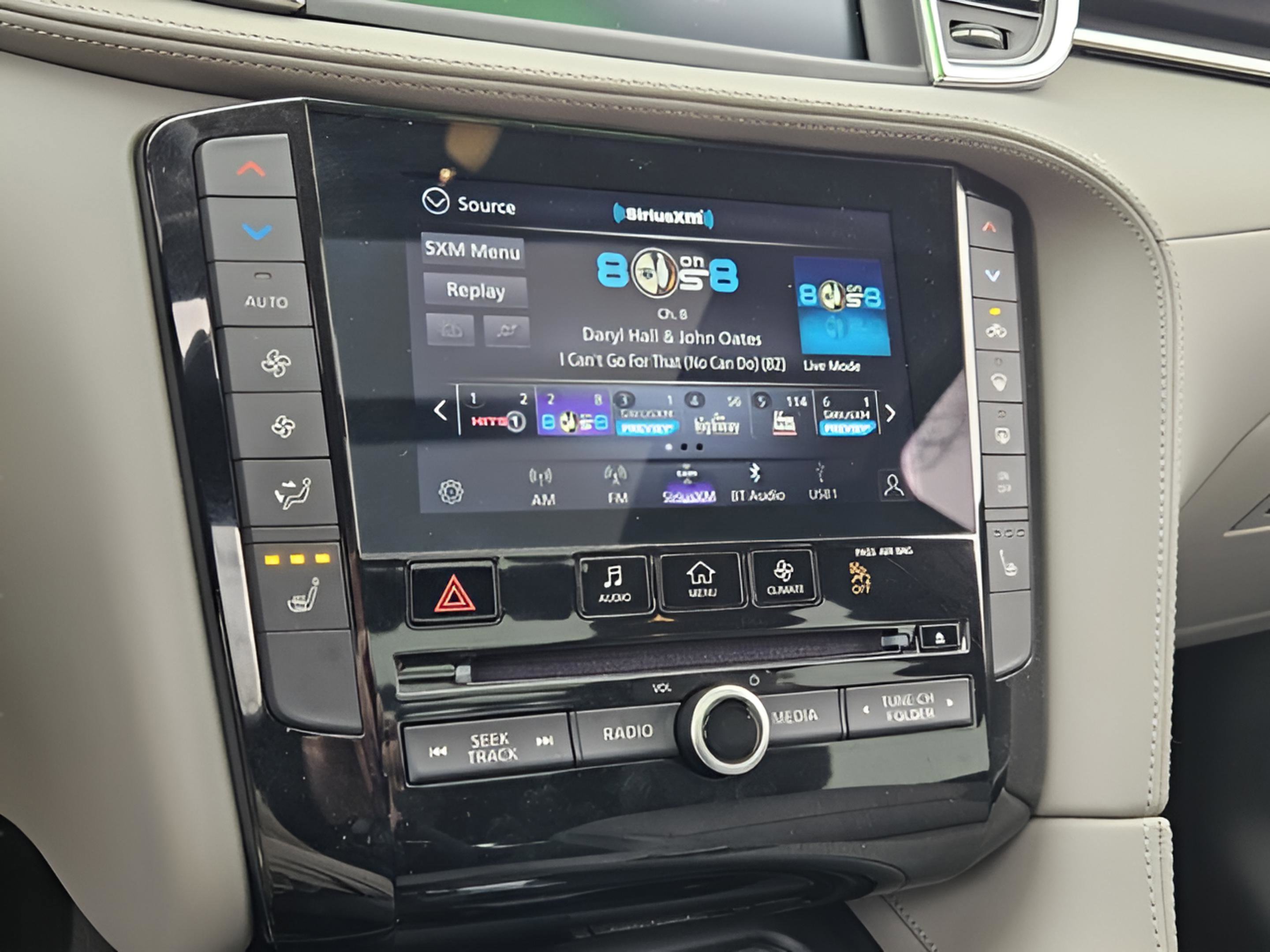 Certified 2025 INFINITI QX50 Luxe image 21